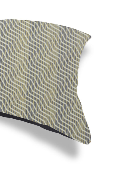 Distressed diamond Cushion