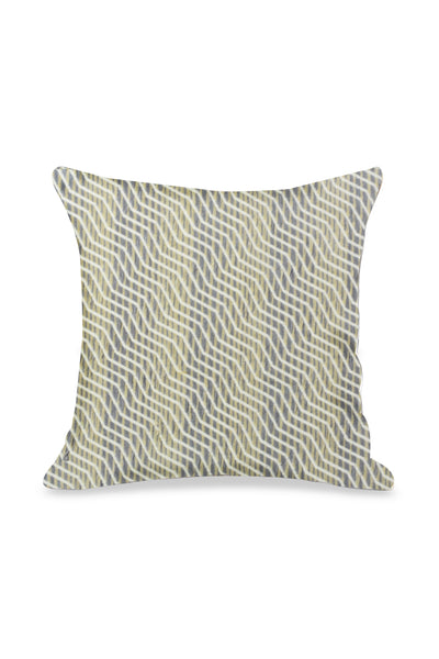 Distressed diamond Cushion