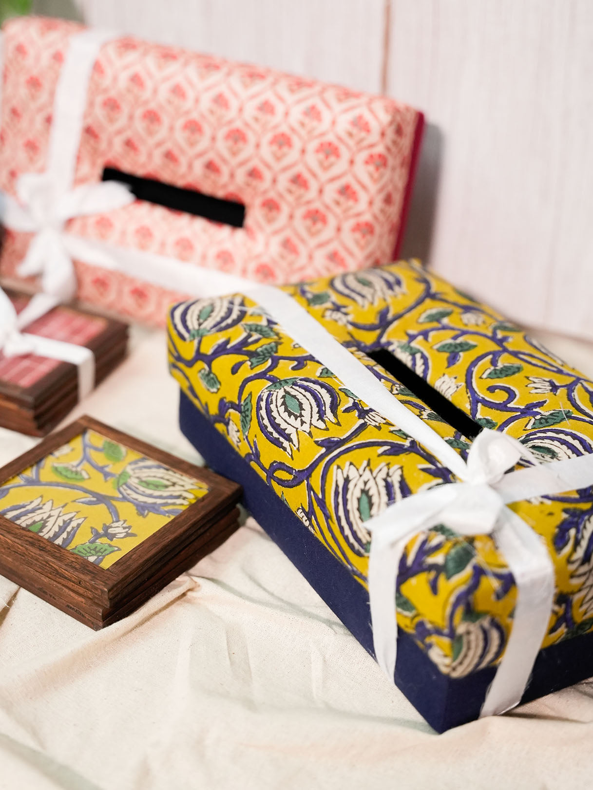 Perfect Matches: Stylish Tissue Box with Coaster Sets
