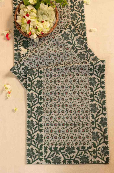 Forest Bloom – Handwoven Botanical Table Runner