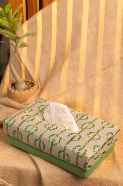 Leafy Elegance – Eco-Friendly Handcrafted Tissue Holder