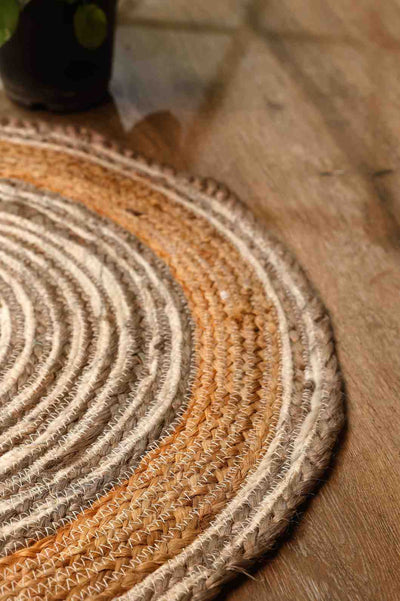 Golden Orbit – Eco-Friendly Round Carpet
