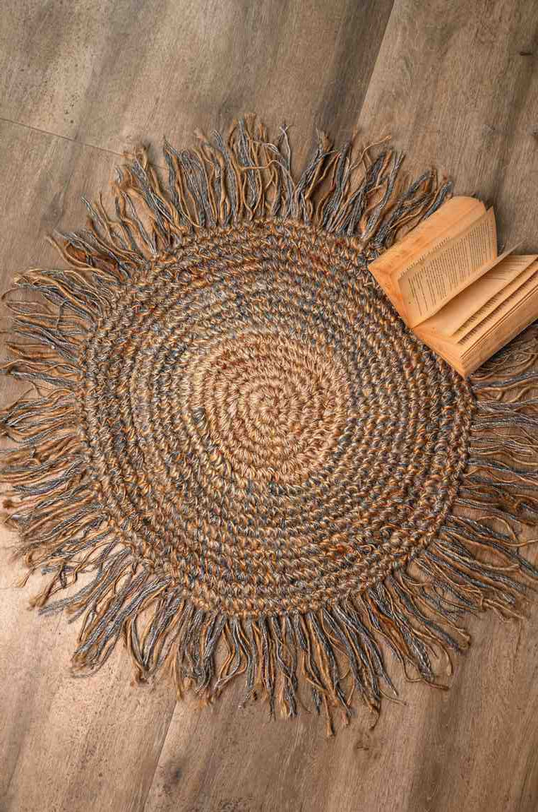 Boho Edge – Dual-Tone Braided Mat – Home Yarn