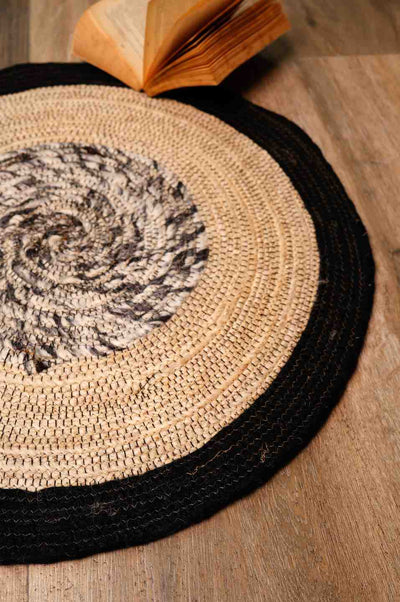 Midnight Spiral – Handcrafted Jute Floor Mat