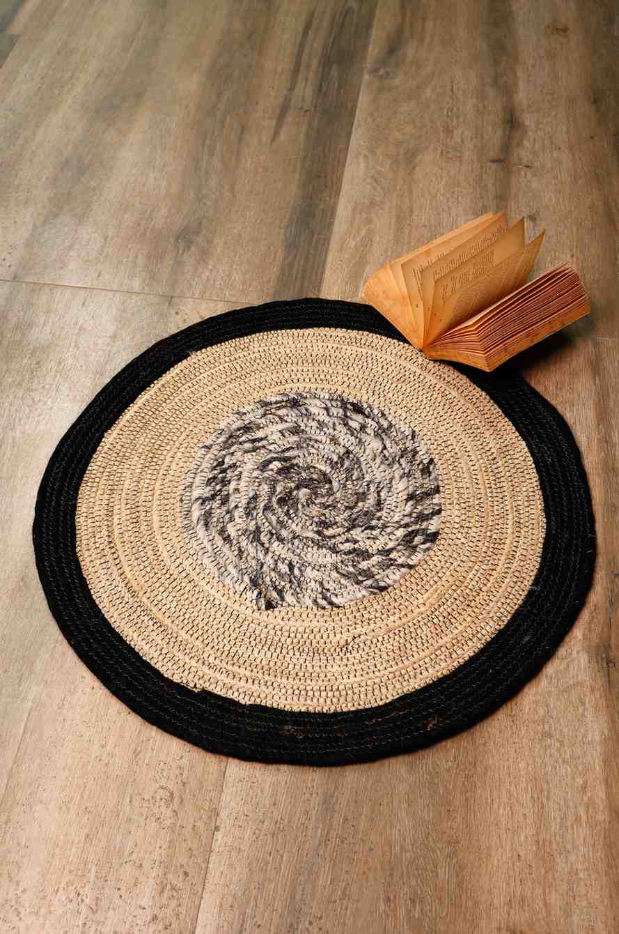 Midnight Spiral – Handcrafted Jute Floor Mat
