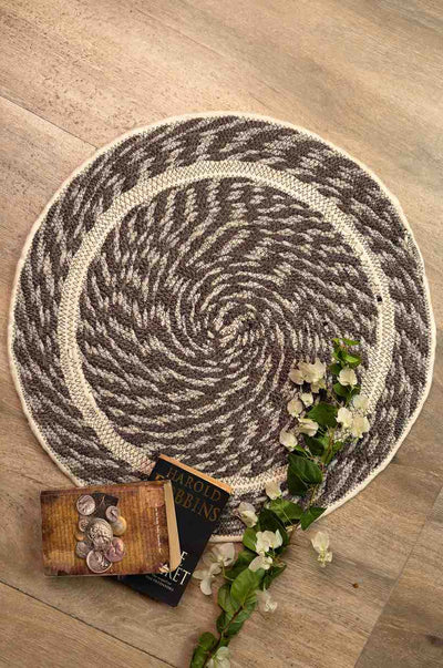 Earthstone Braided Rug – Handcrafted in Cotton