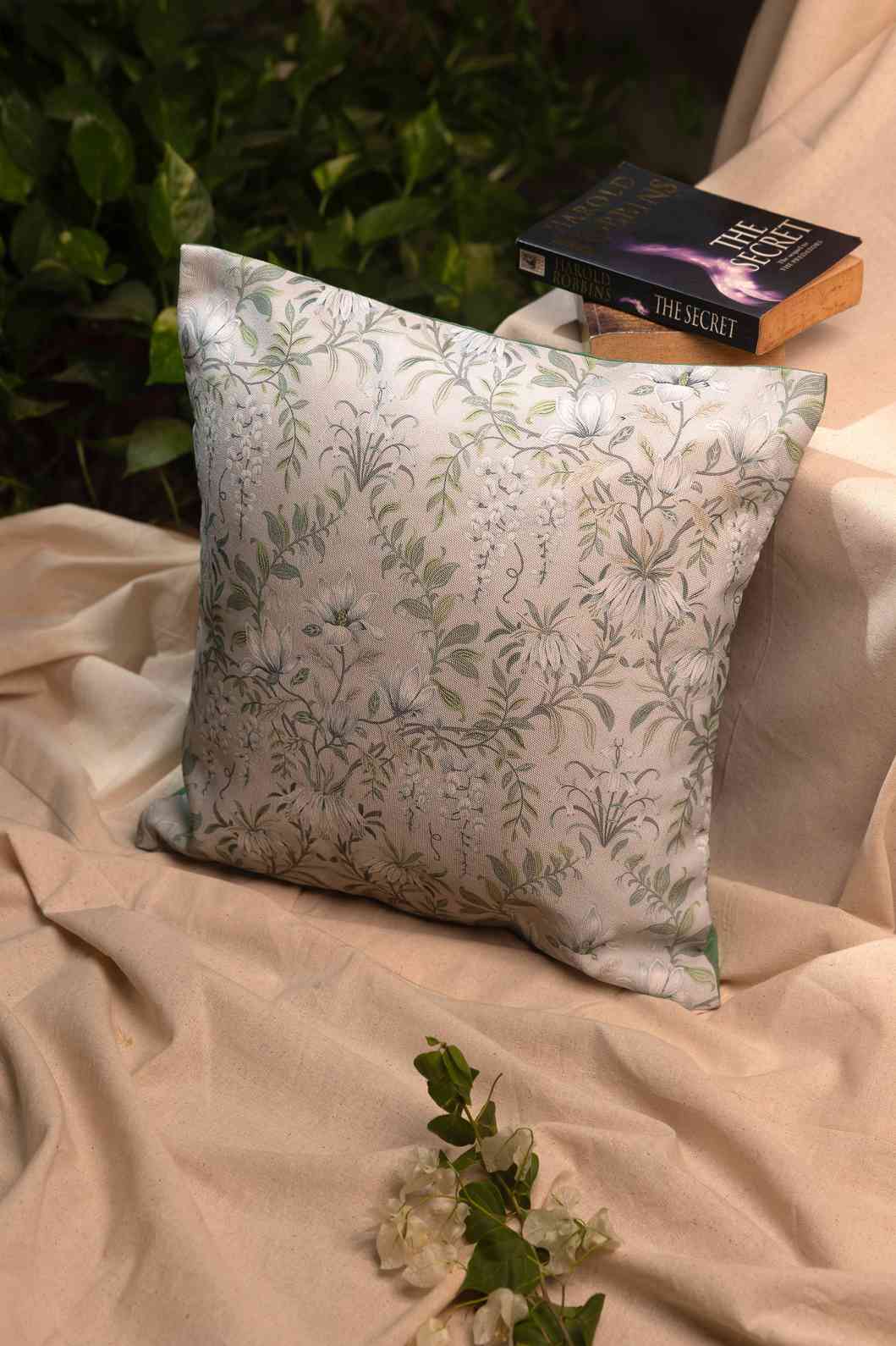 Nature’s Whisper – Decorative Cushion with Subtle Florals