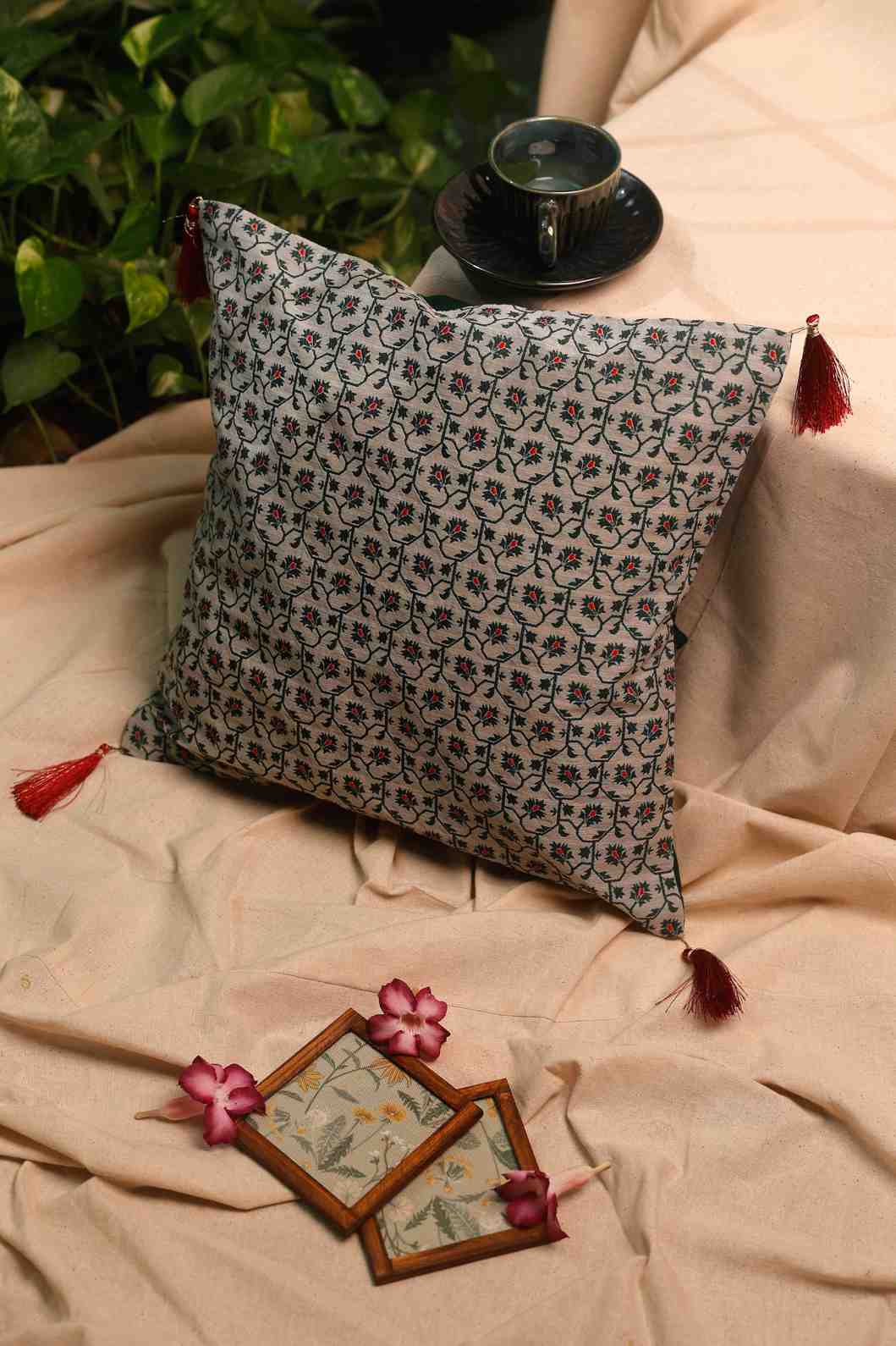 Rustic Trellis – Floral Cushion Cover