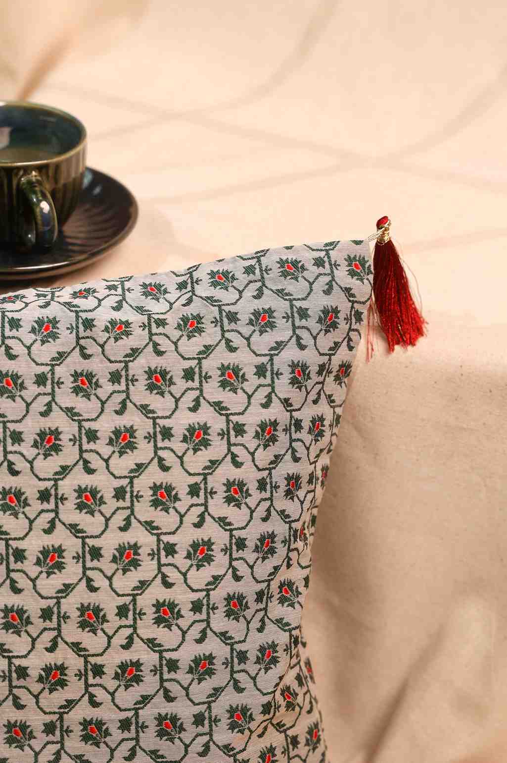 Rustic Trellis – Floral Cushion Cover