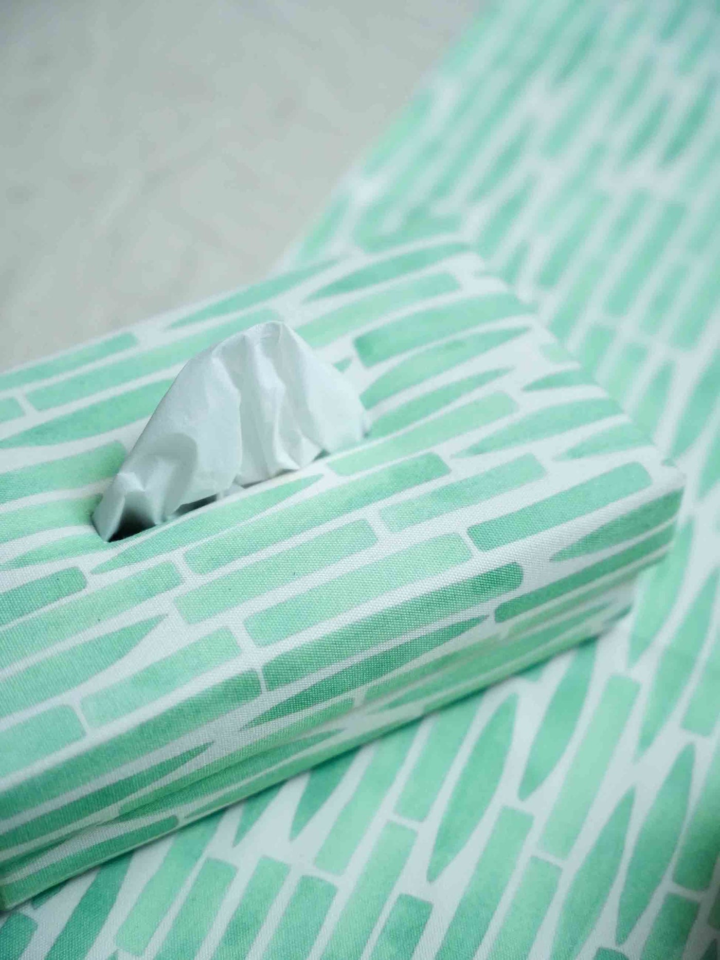 Stylish Tissue Box and Dining Table Runner Combo