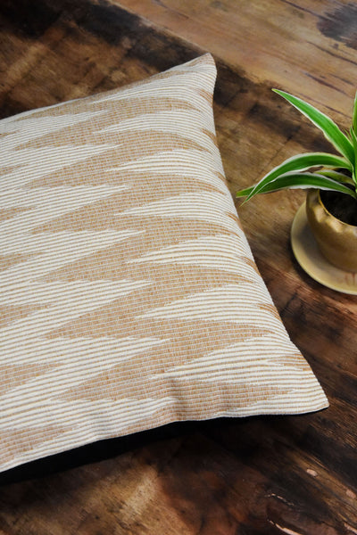 ZIG-ZAG  Cushion