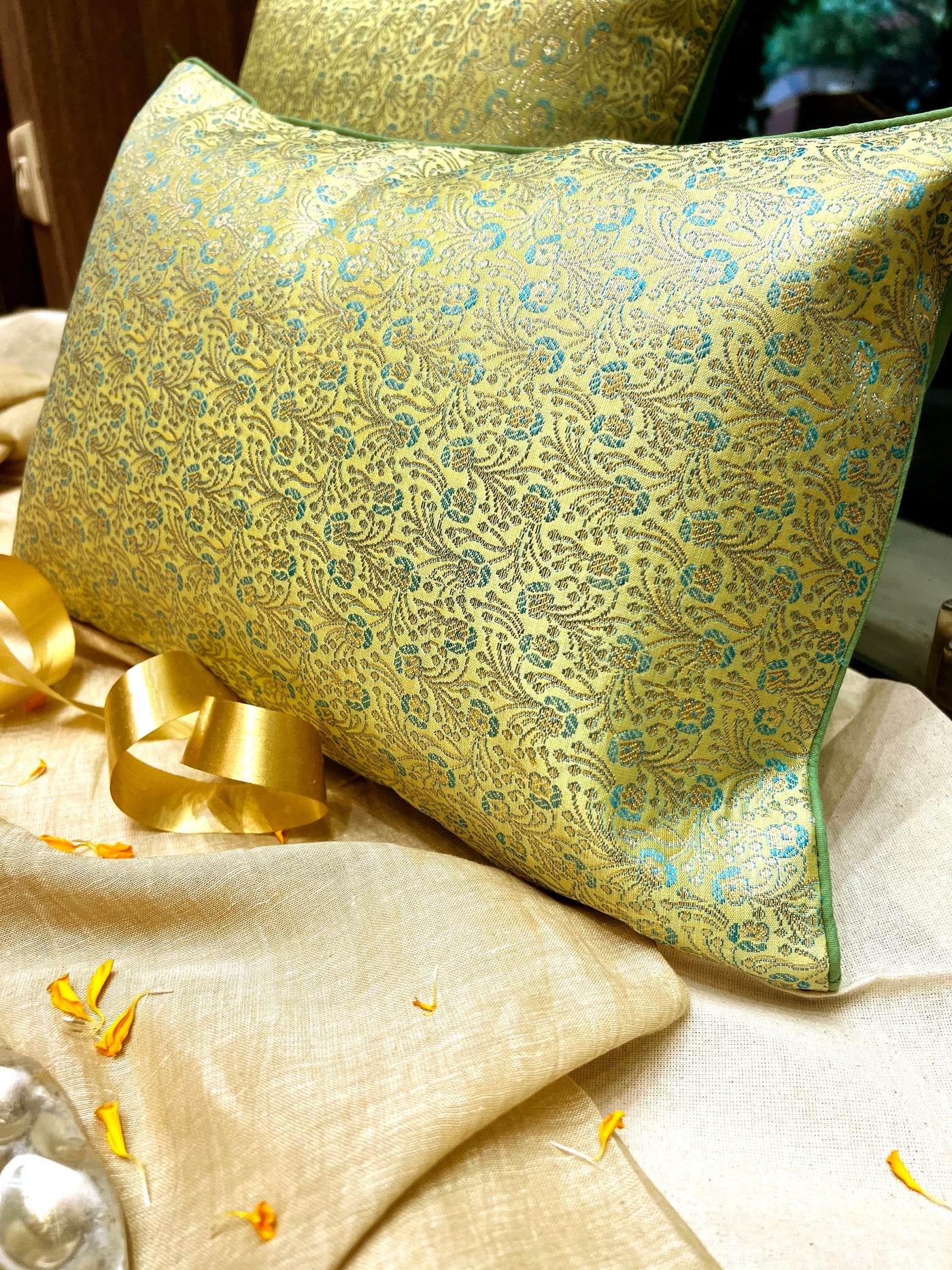 Mint Gold Brocade – Blended Silk Cushion Cover