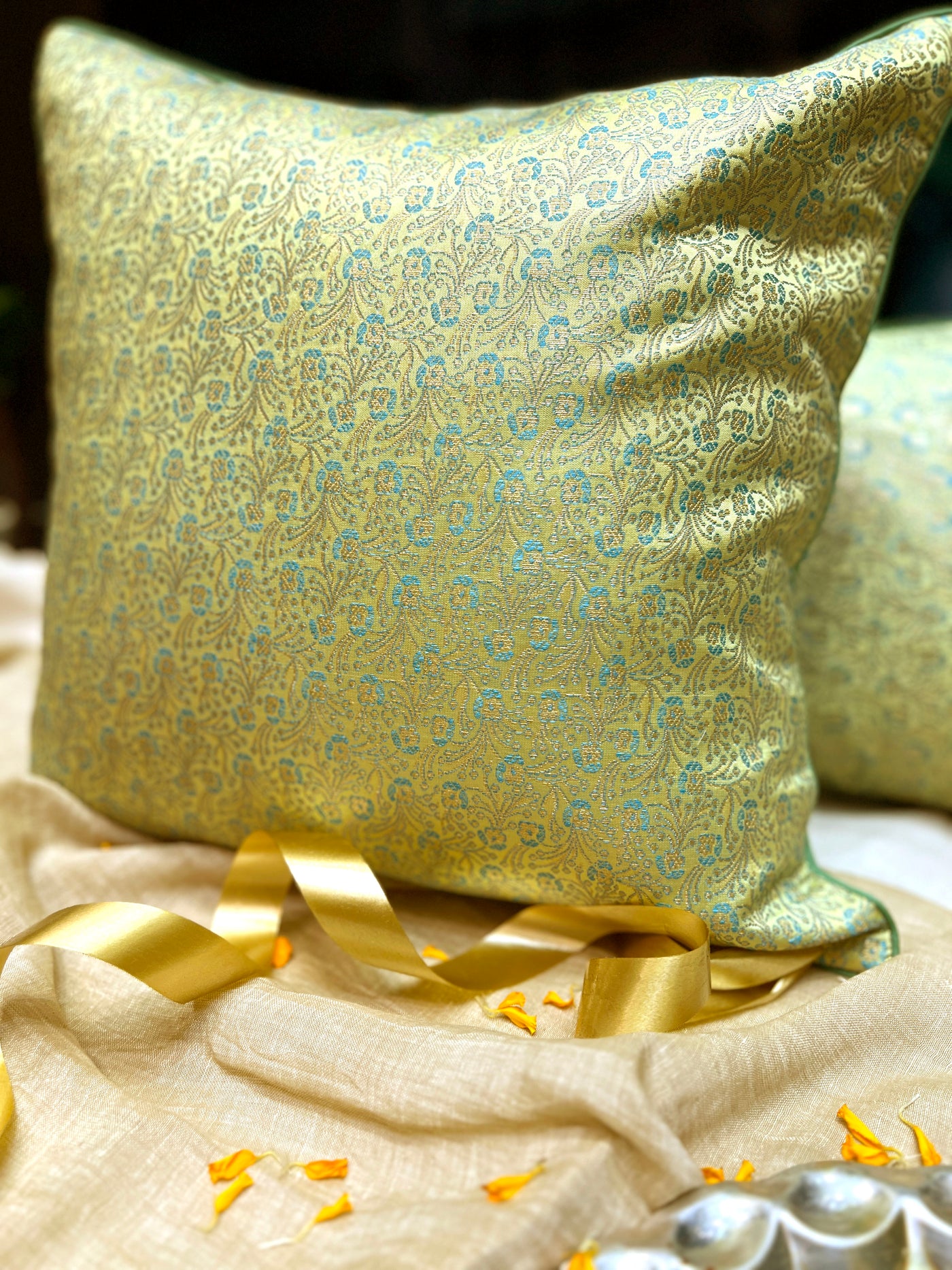 Emerald Mist – Silk Blend Brocade Cushion Cover