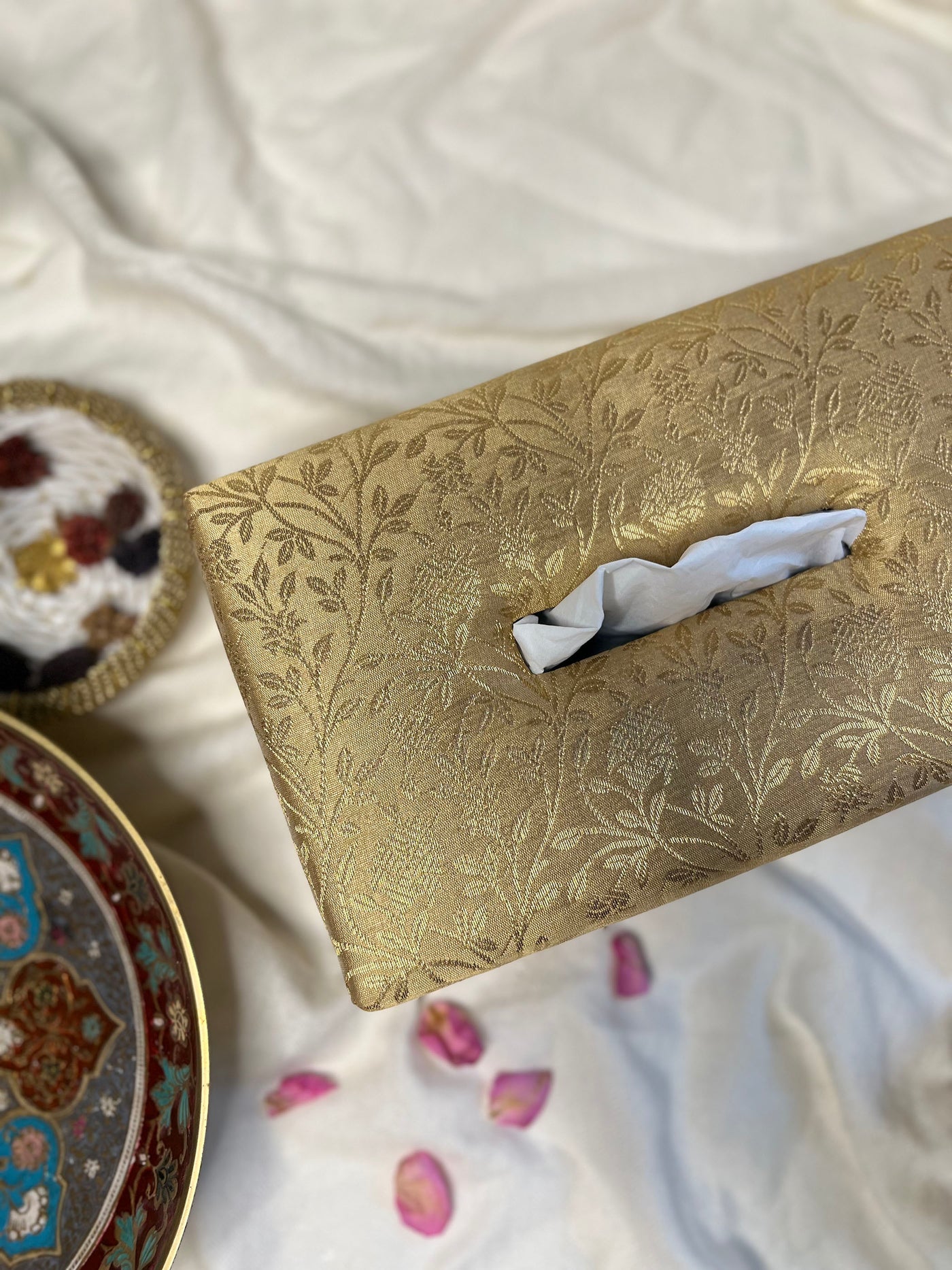 GOLDEN HANDMADE TISSUE BOX