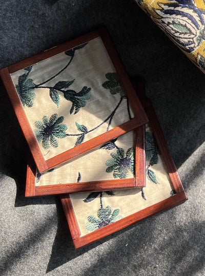 Siyraah coaster - SET OF 4 PCS with Coaster Holder