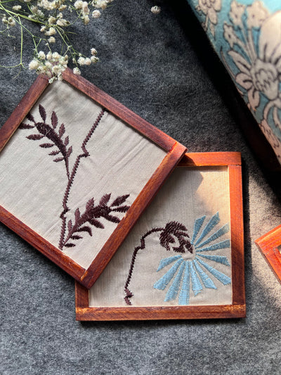 Fantasy coaster - SET OF 4 PCS  with Coaster Holder