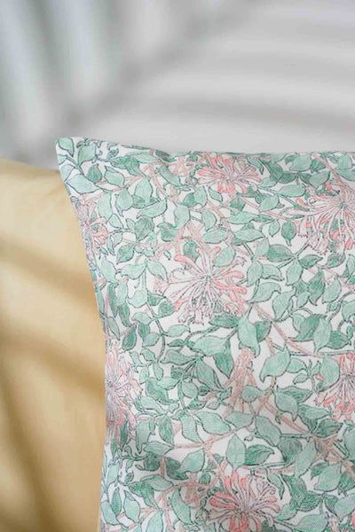 "Floral Fantasy: Colorful Flower Print Cushion"