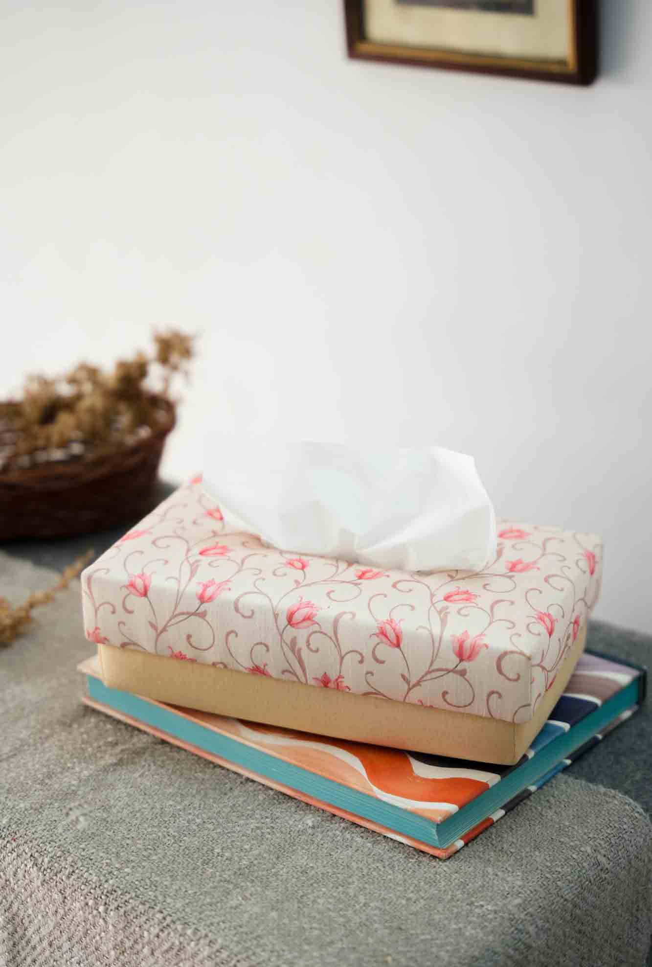 BRIGHT HAND WOVEN TISSUE BOX