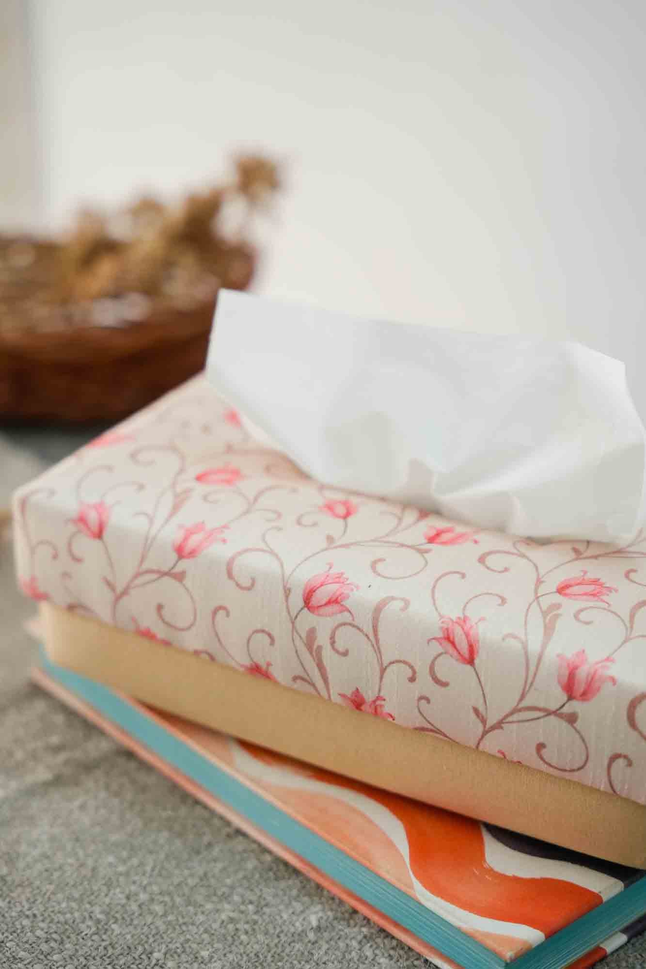 BRIGHT HAND WOVEN TISSUE BOX