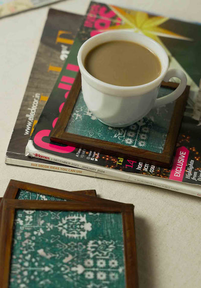 Artisan Touch : Cotton Coasters ( set of 4 pc ) with Coaster Holder