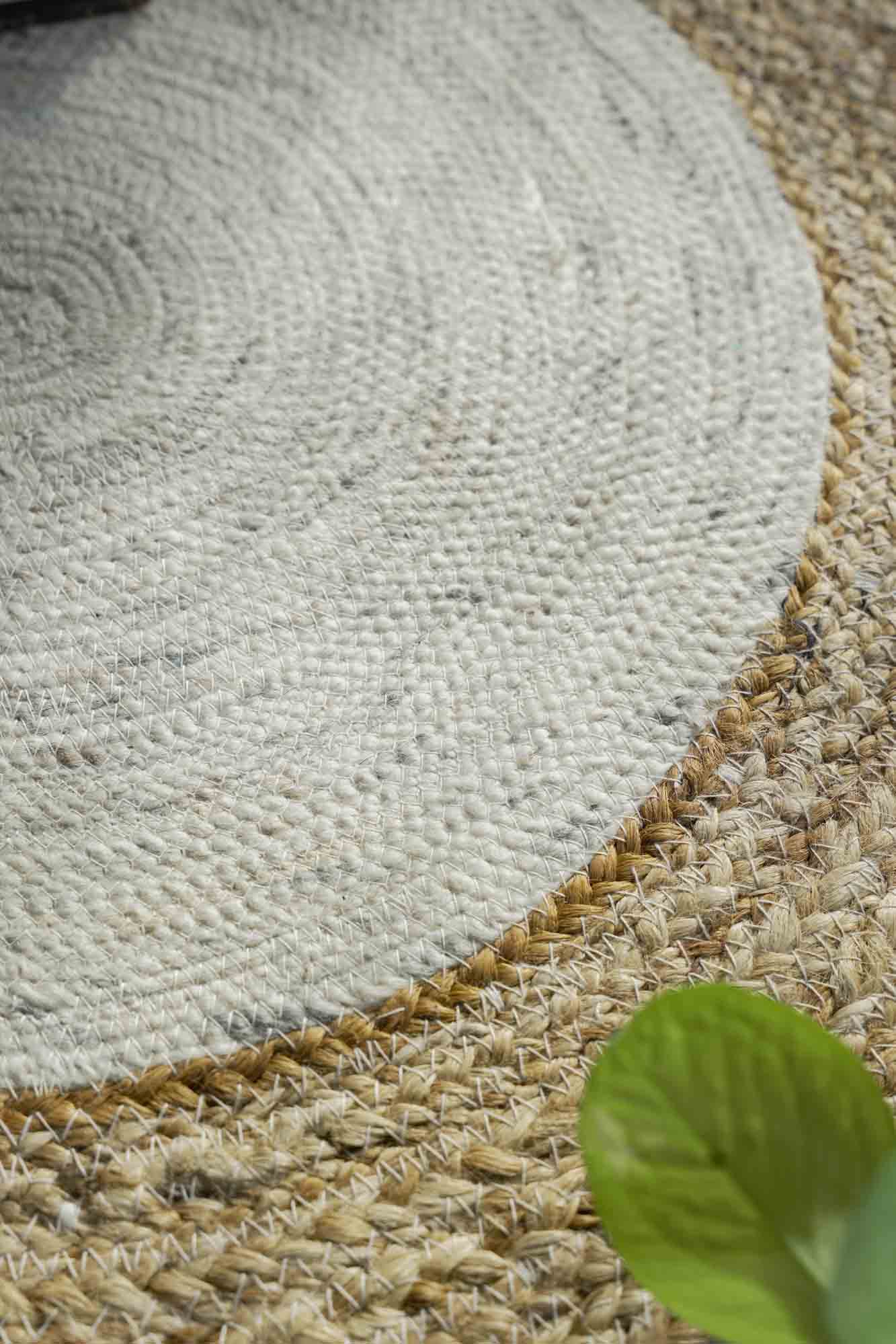 Cozy Chic: Warmth and Style with Jute Rug Delights