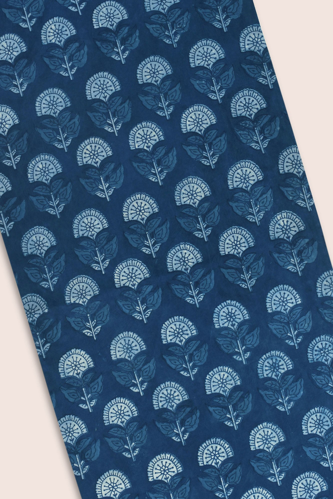 Blomst Table Runner