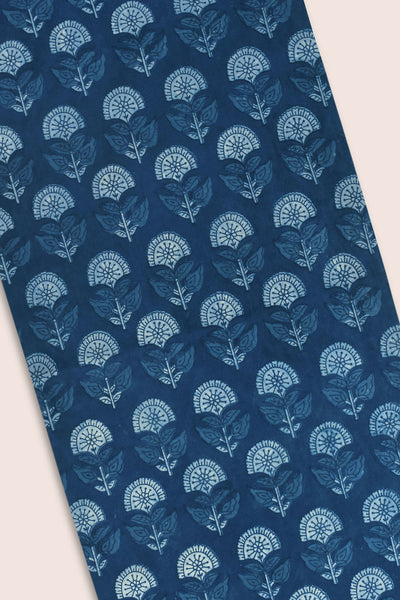 Blomst Table Runner