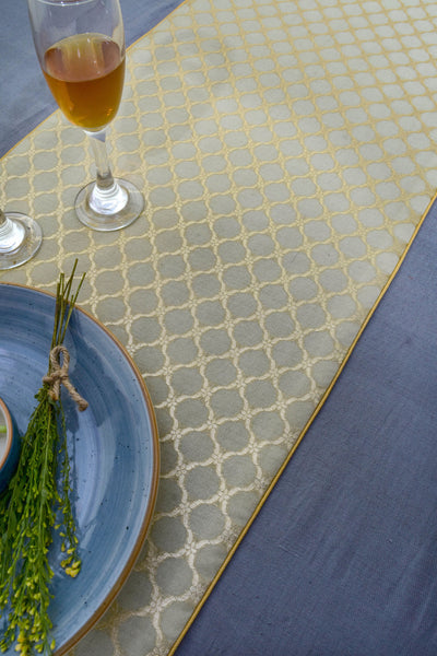 Licio Table Runner