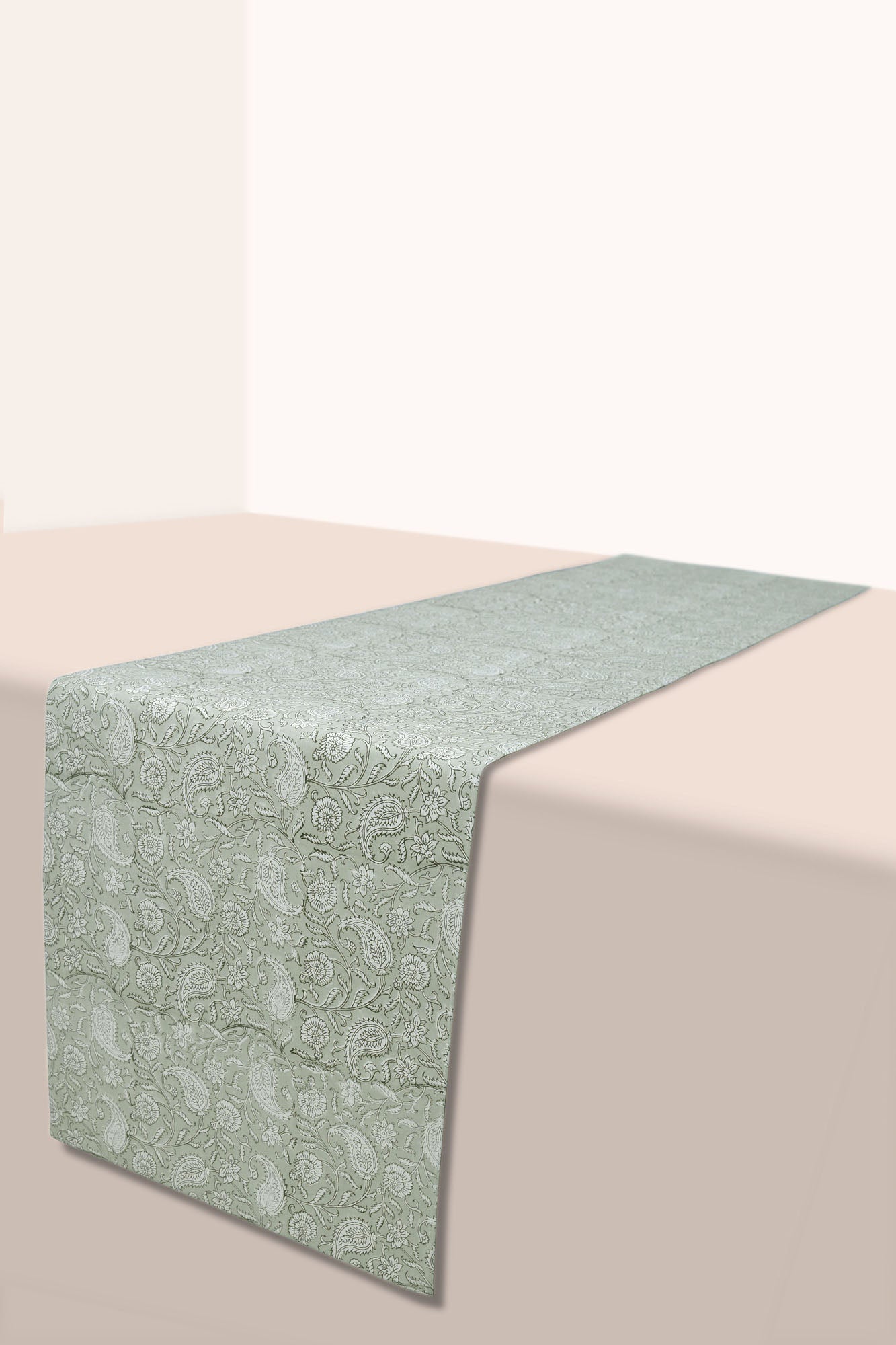 Hoah Table Runner -
