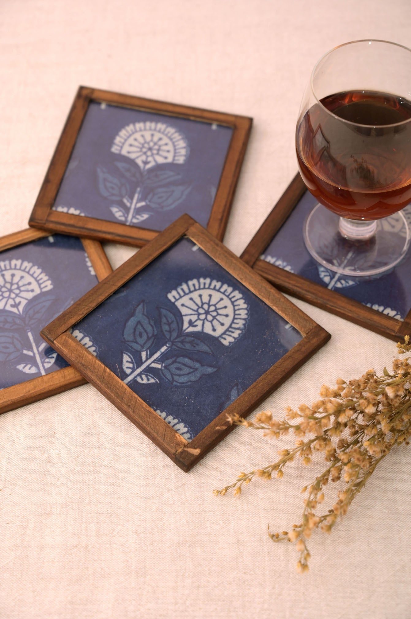 Buta Coasters - Set of 4 pcs with Coaster Holder