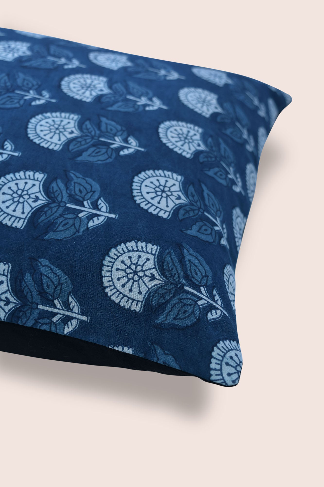 The floral Cushion Cover