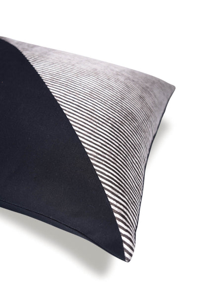 Fartras Cushion Cover