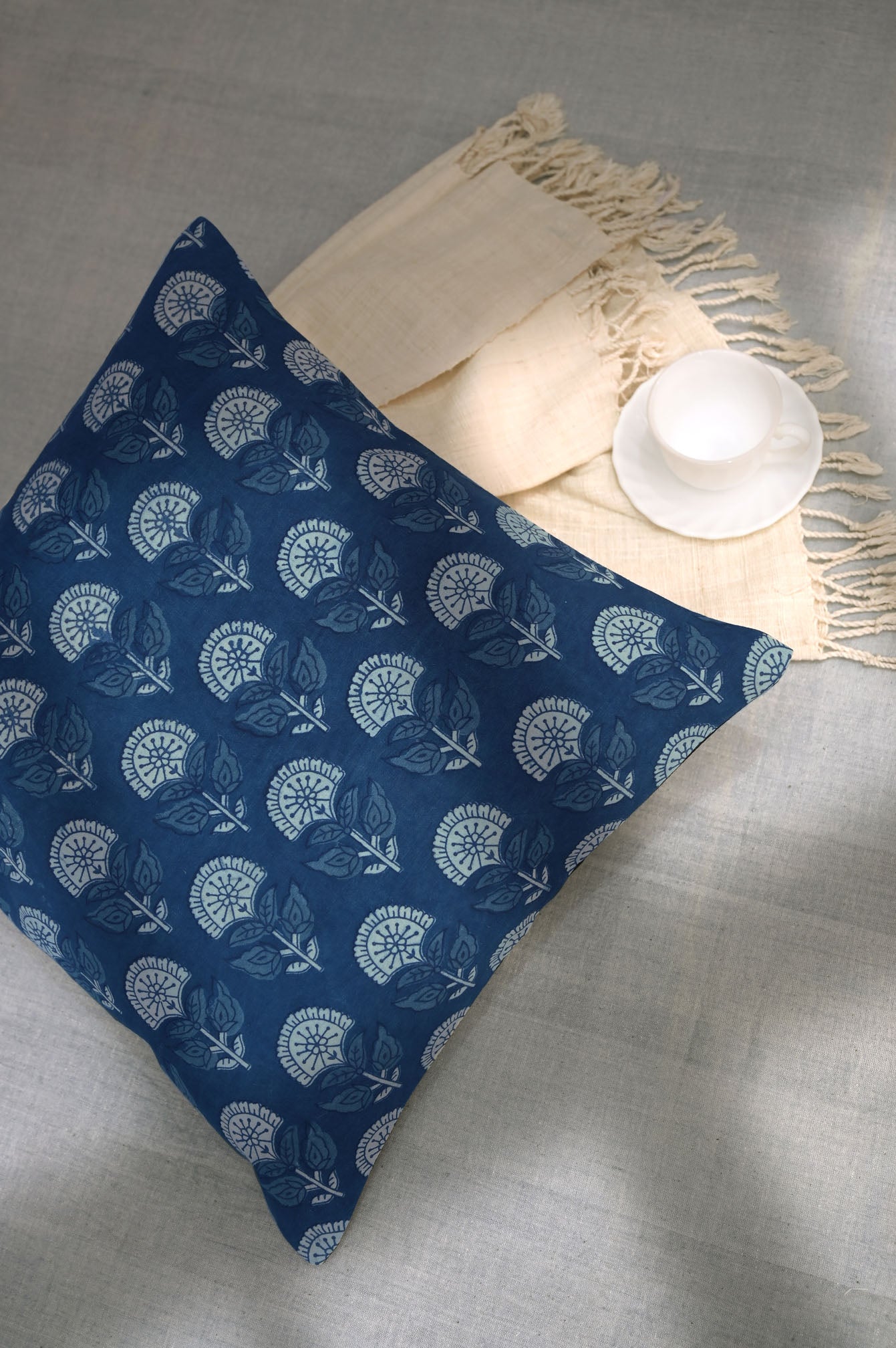 The floral Cushion Cover